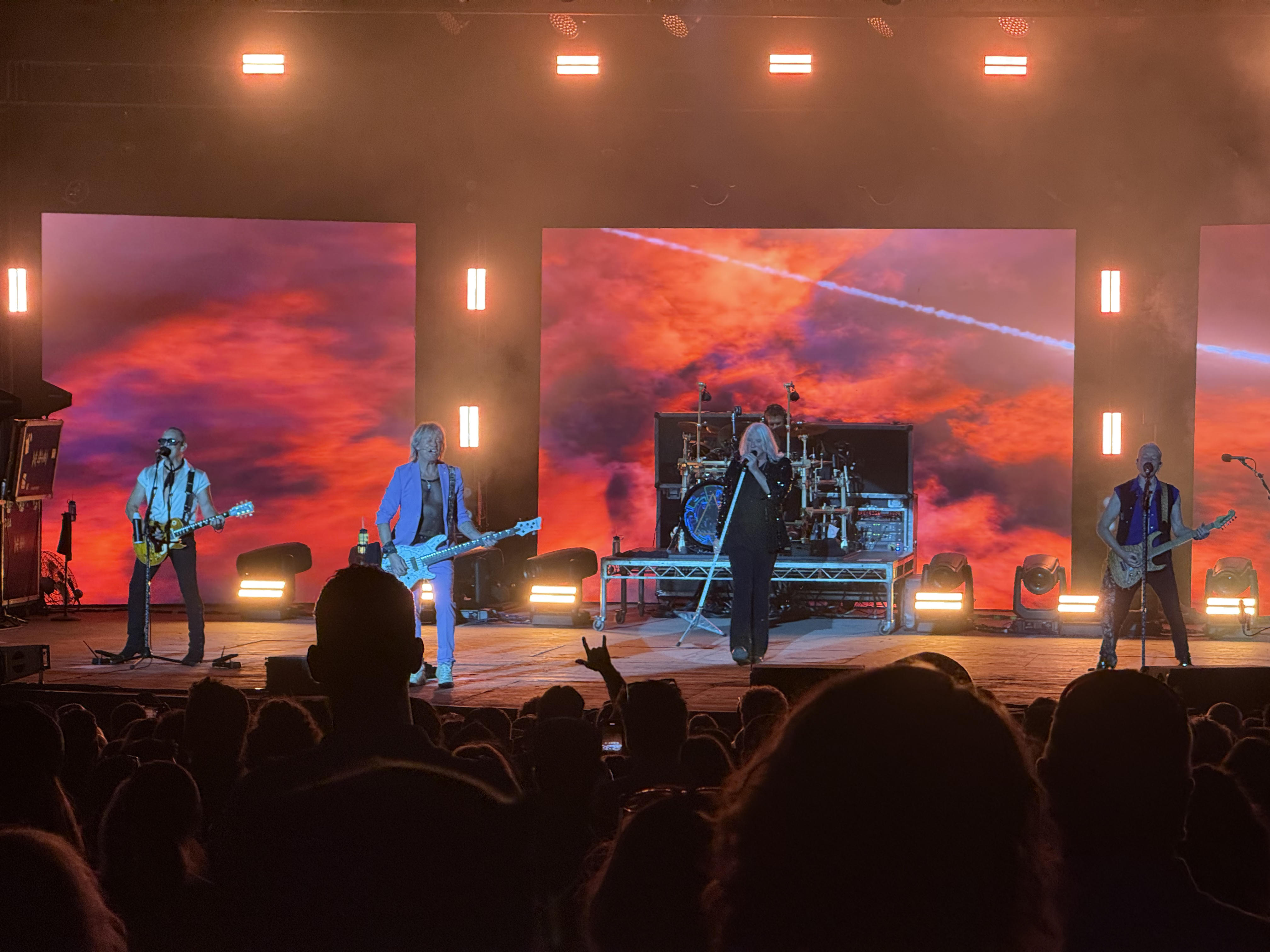 Def Leppard at Malkin Bowl
