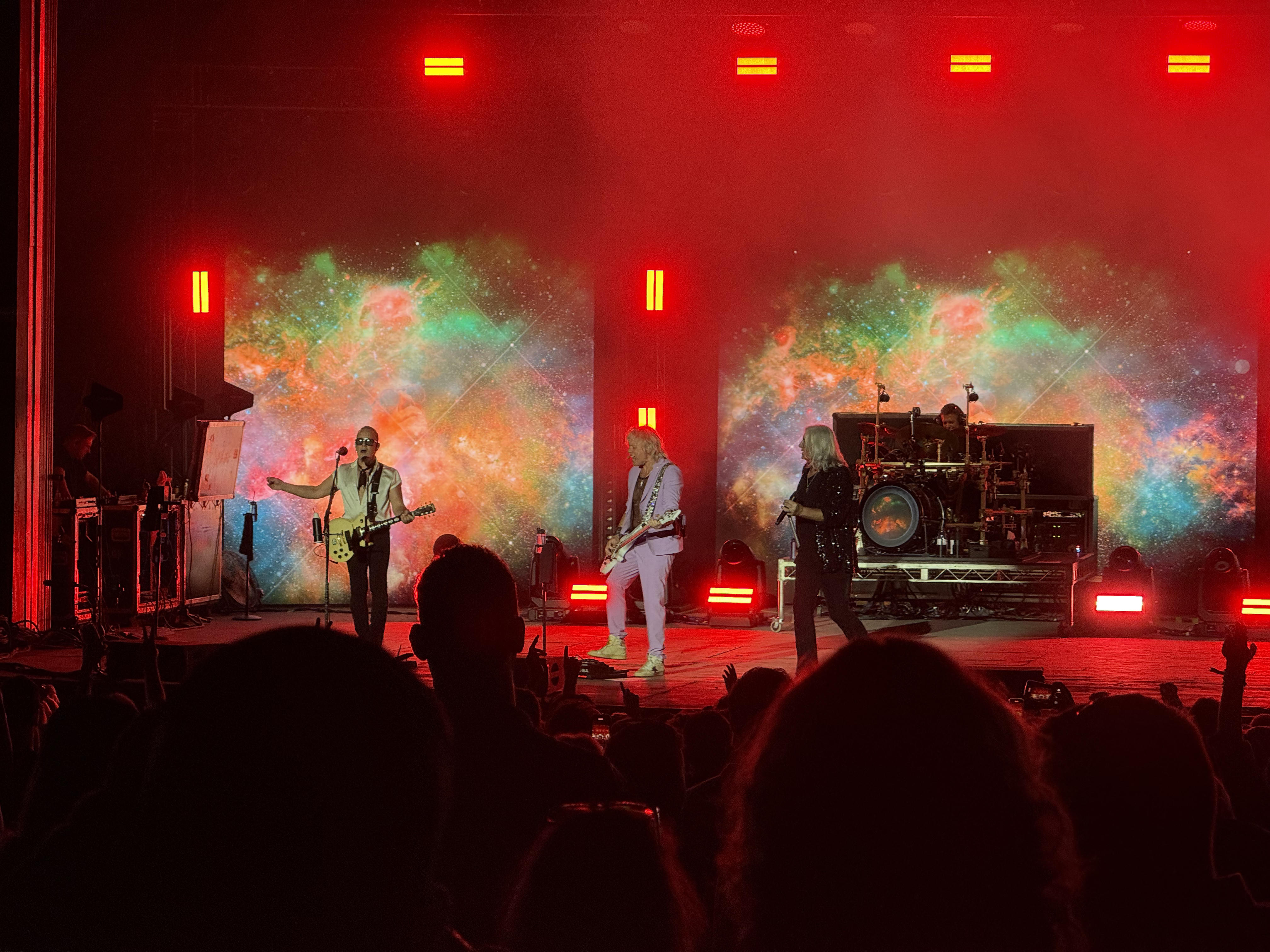 Def Leppard at Malkin Bowl