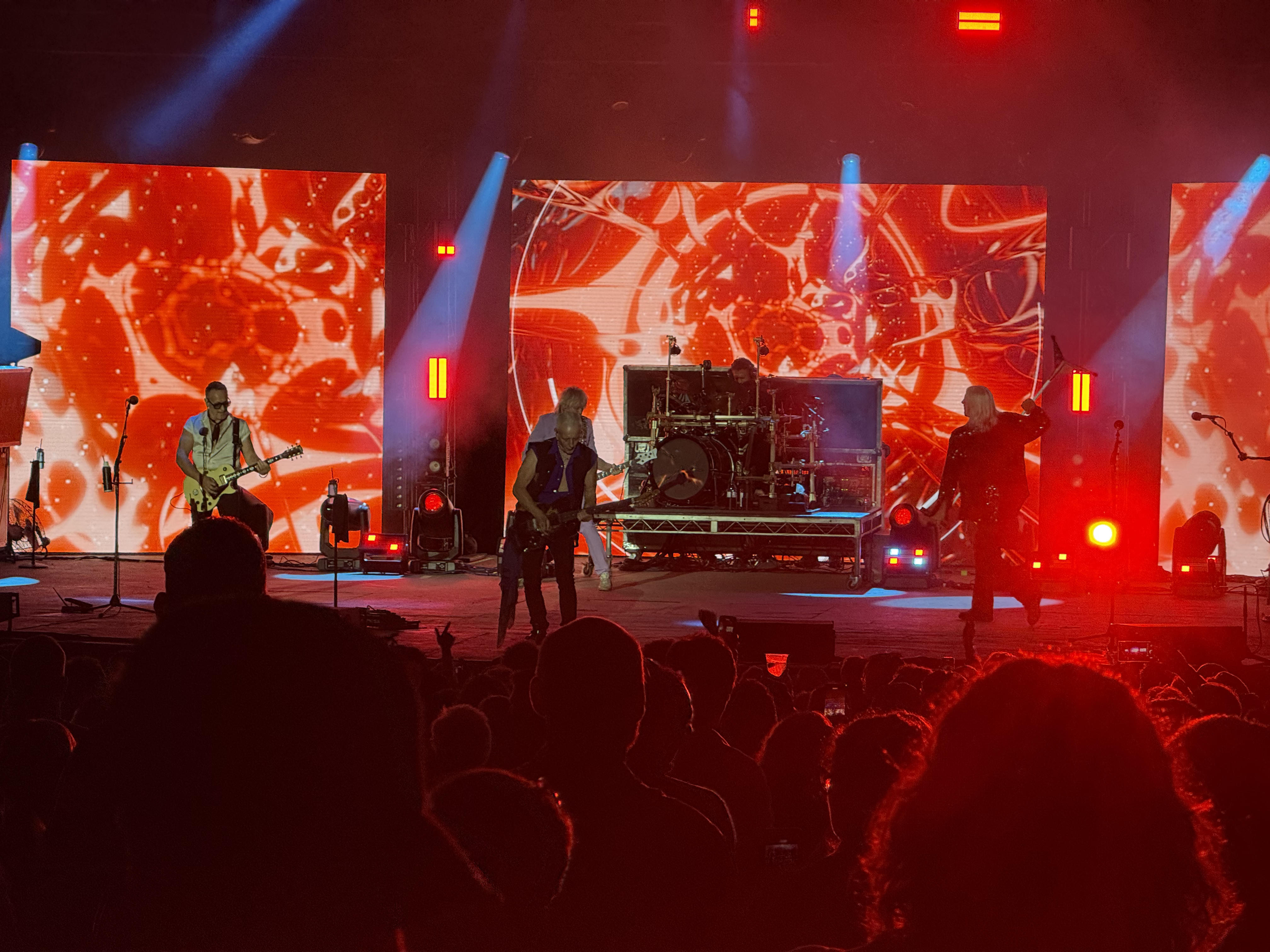 Def Leppard at Malkin Bowl