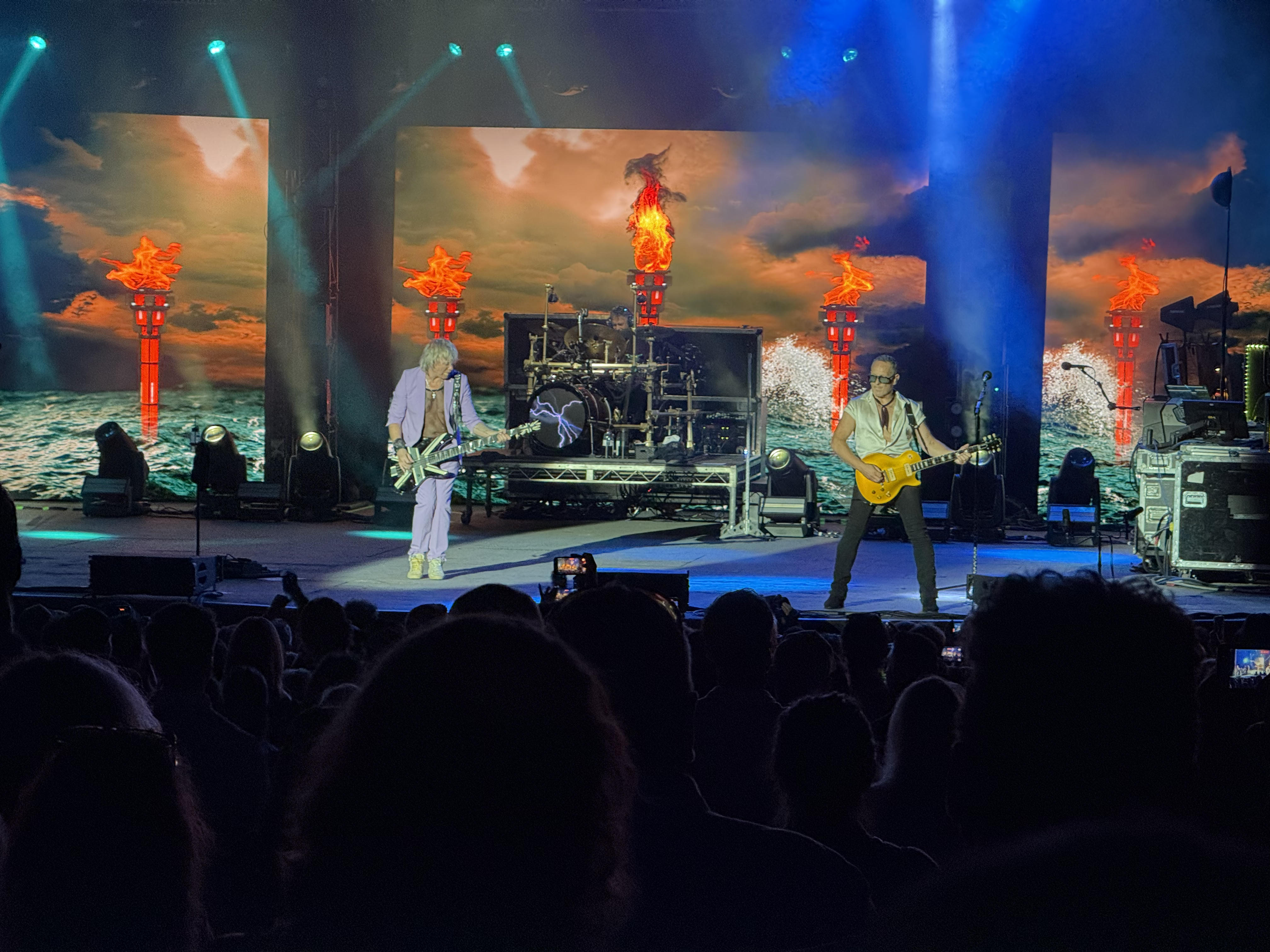 Def Leppard at Malkin Bowl