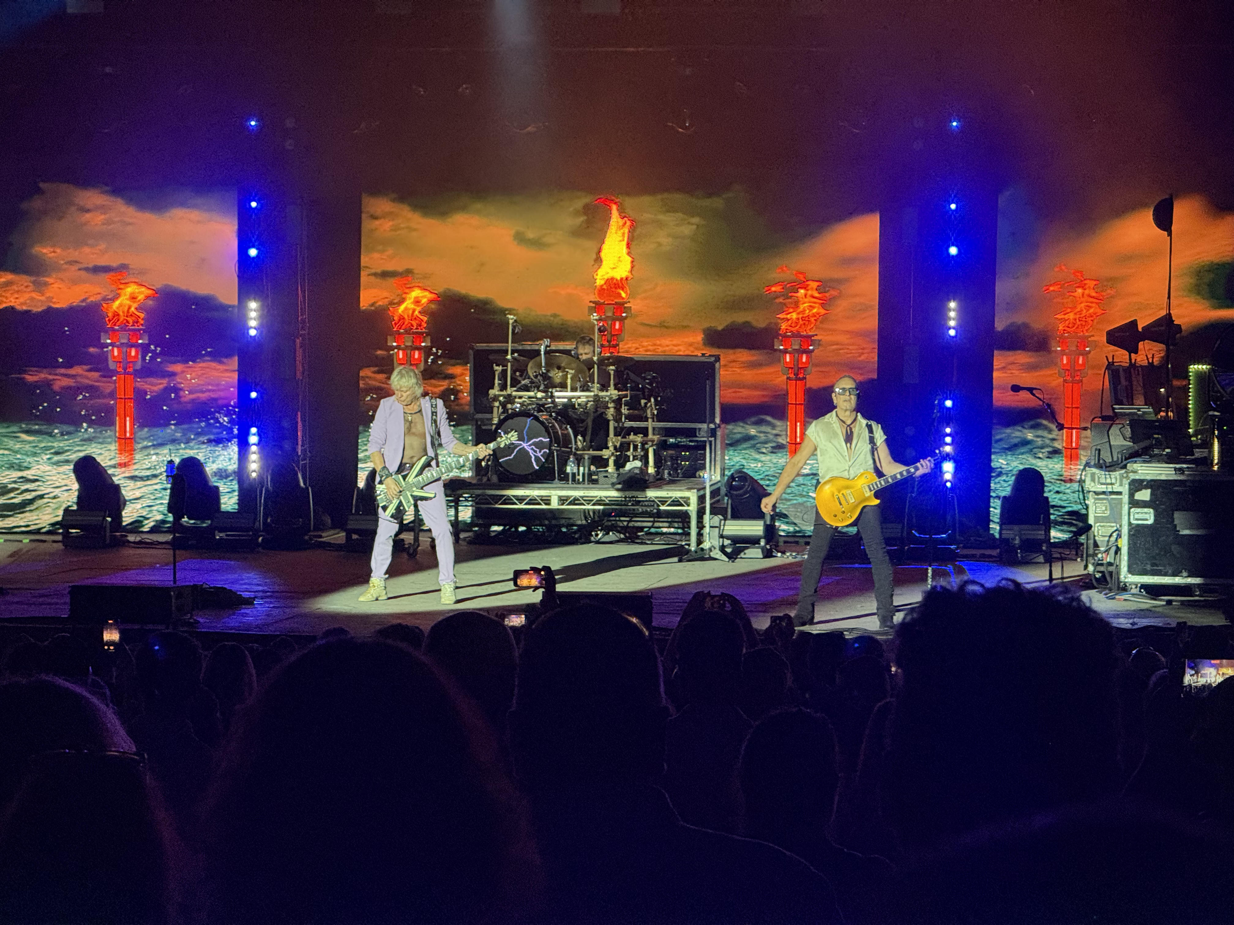 Def Leppard at Malkin Bowl